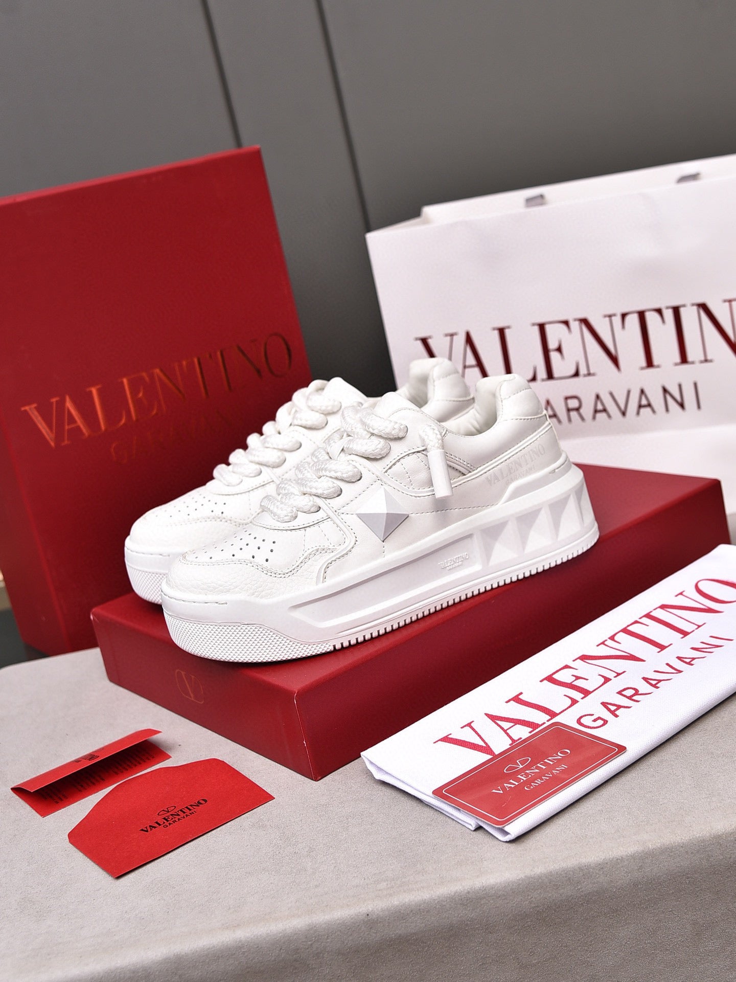 Valentino Trainers-White